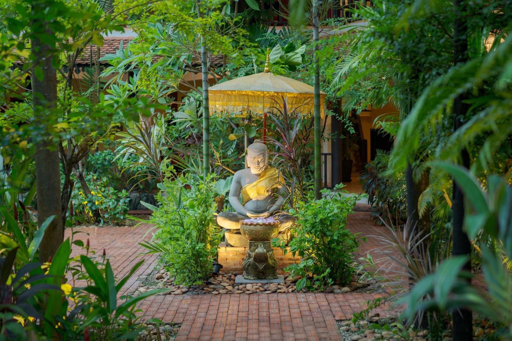 Pandora Suite D'Angkor Siem Reap Exterior photo