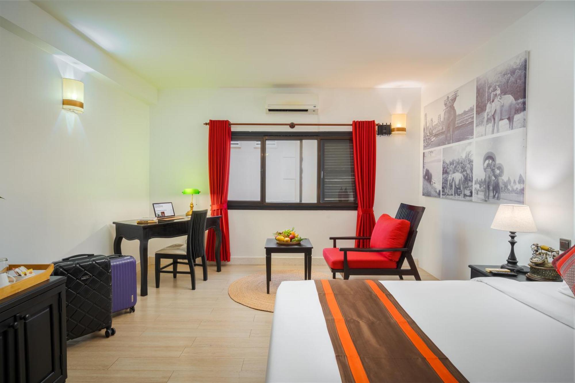Pandora Suite D'Angkor Siem Reap Exterior photo